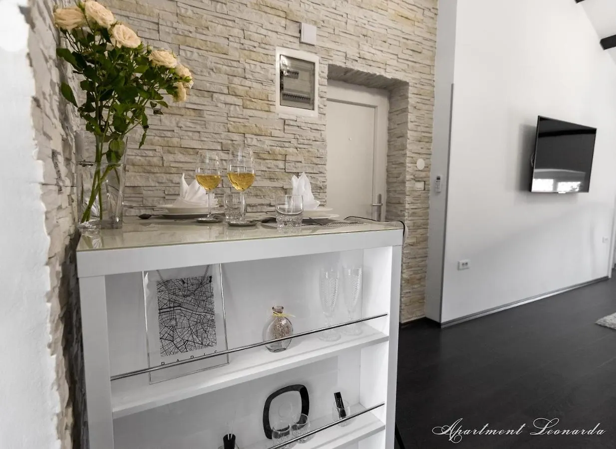Appartement Penthouse Leonarda With Private Parking à Pula